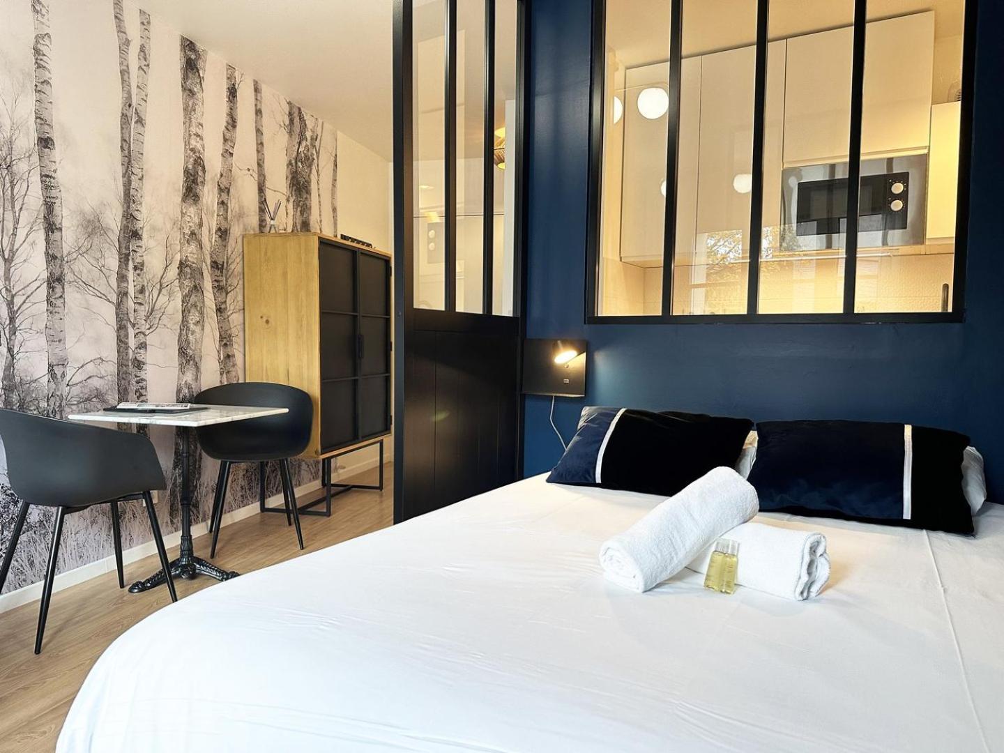 C Le 15 - Studio Cosy Avec Parking Chartres Ngoại thất bức ảnh